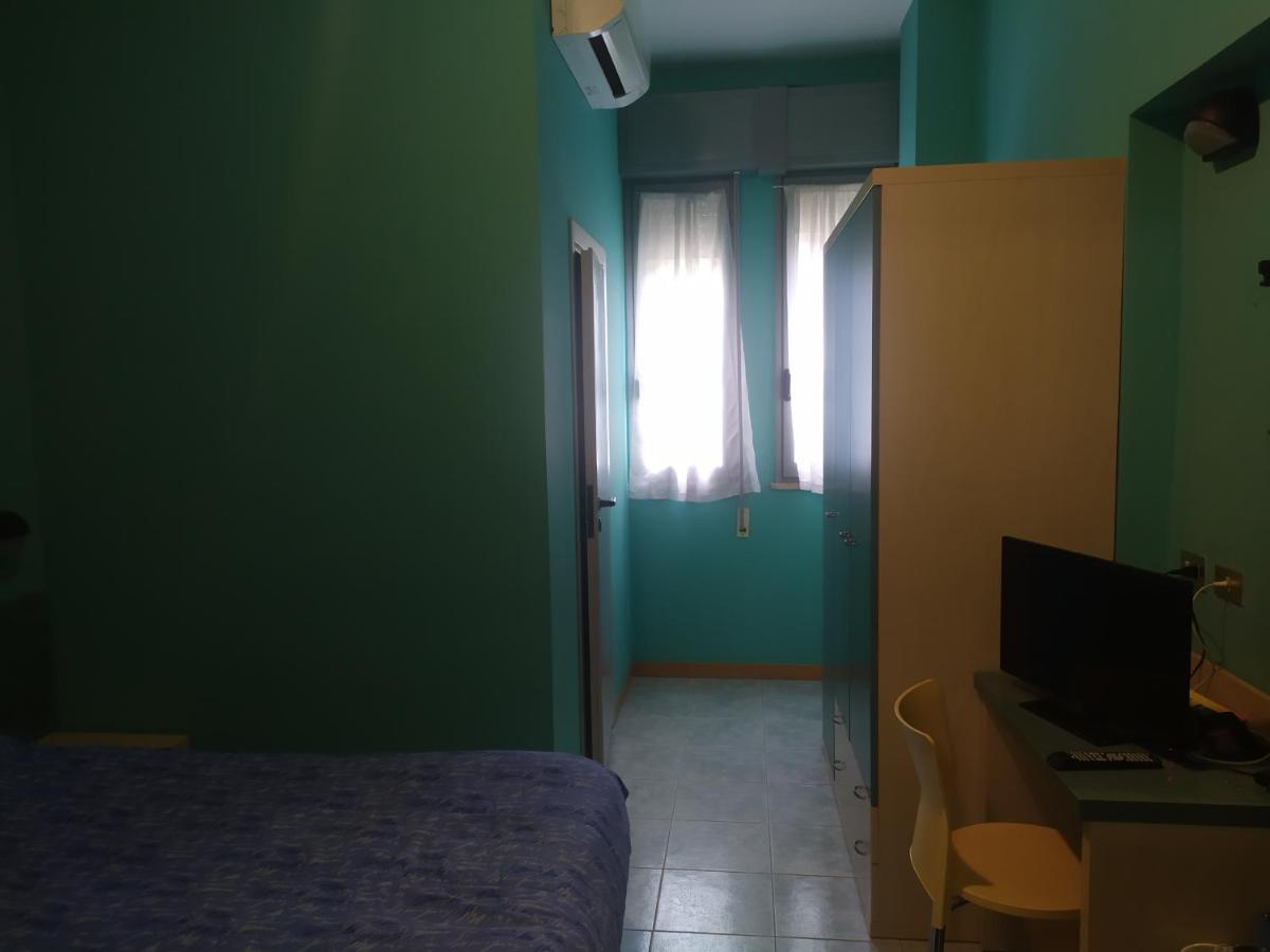 Hotel Olympic ميلانو ماريتيما المظهر الخارجي الصورة